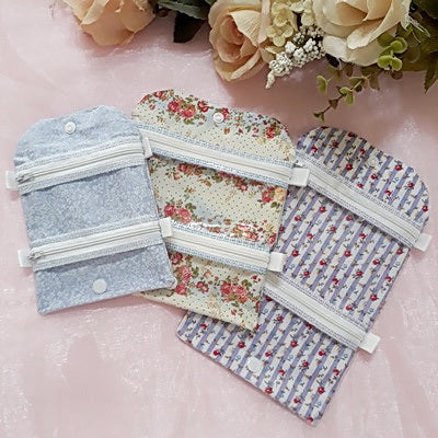 EW106 - ITH Easy Stitch Clear Vinyl Purses 2