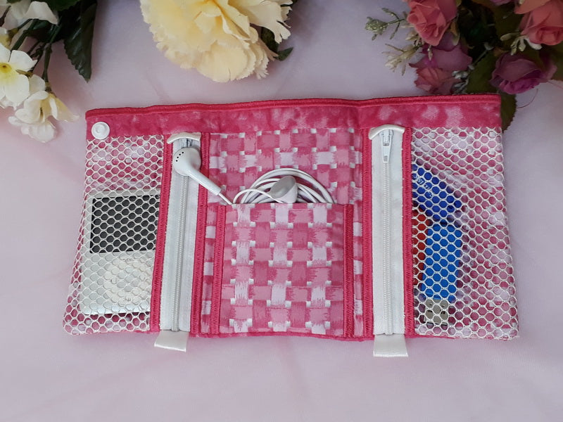 EW196 - ITH Tri Fold Monster Wallets
