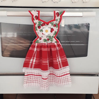 EW214  Vintage Apron Towel Topper