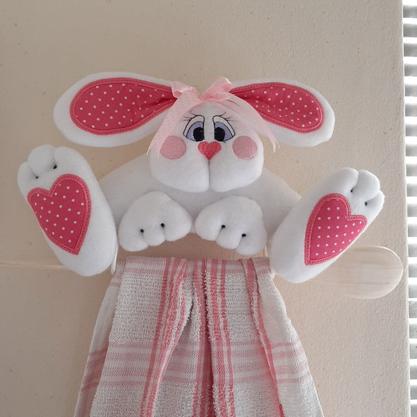 EW256  Bunny Hop Topper