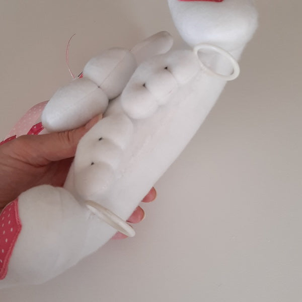 EW256  Bunny Hop Topper