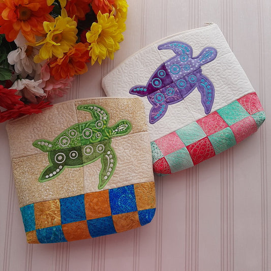 EW262  Turtle Cosmetic Bag