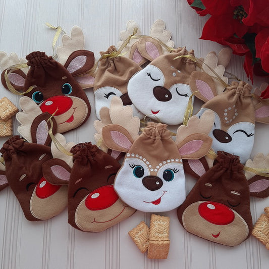 EW268  Reindeer Drawstring Bags