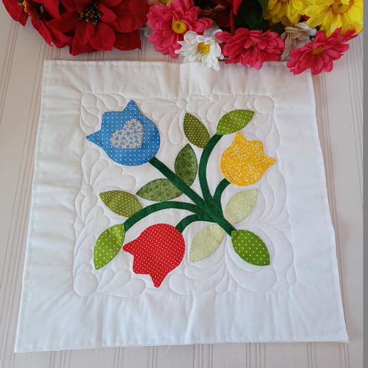 EW278  Traditional Applique Block 1
