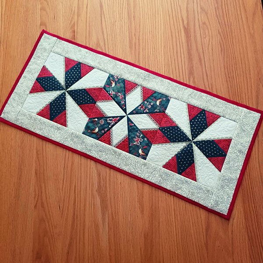 EW285  Quilted Christmas Star Table Runner