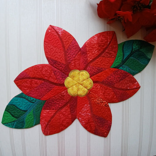 EW289  Quilted Poinsettia Table Topper