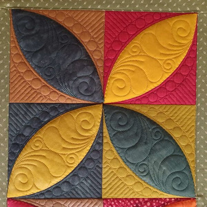 EW305  Orange Peel Quilted Block Table Runner