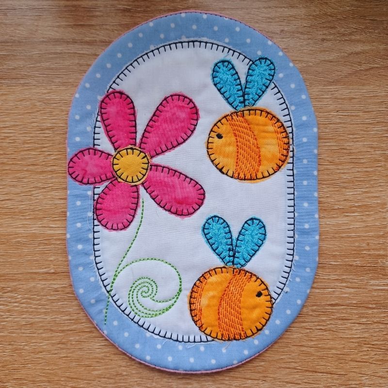 Spring Mug Rug ITH Spring Mug Rugs – Machine Embroidery Design | EmbWeekly