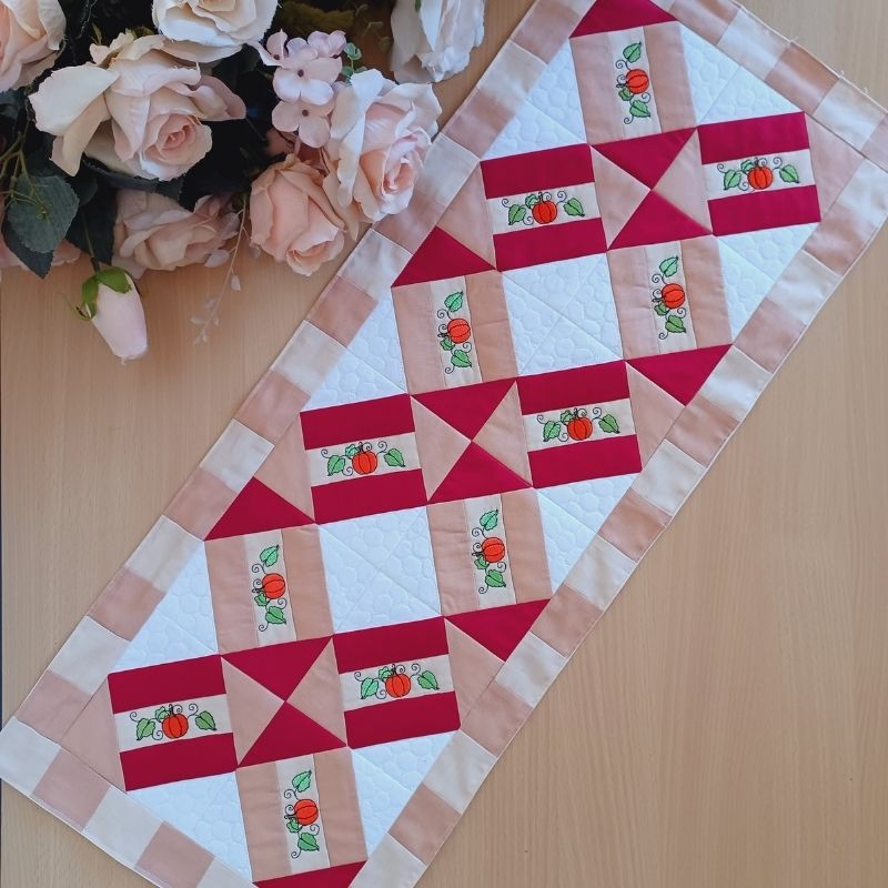 EW439  Fall Crossroads Table Runner - July 25