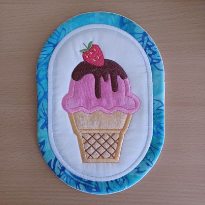 EW443 - ITH Ice-cream Mug Rugs