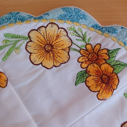 EW450 - Daisy Chain Topper