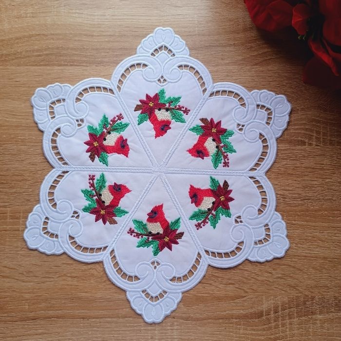 EW462 - Christmas Cutwork Topper 2