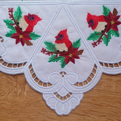 EW462 - Christmas Cutwork Topper 2