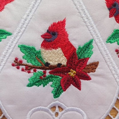 EW462 - Christmas Cutwork Topper 2