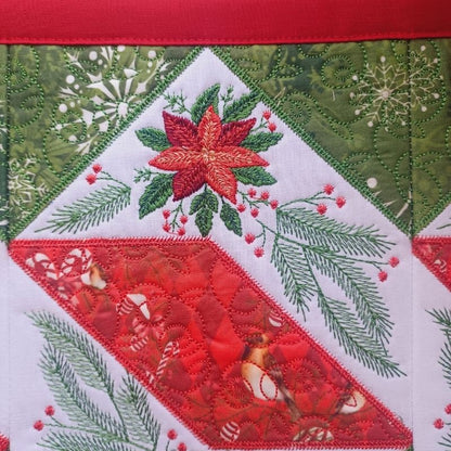 EW465 - Christmas Poinsettia Table Runner