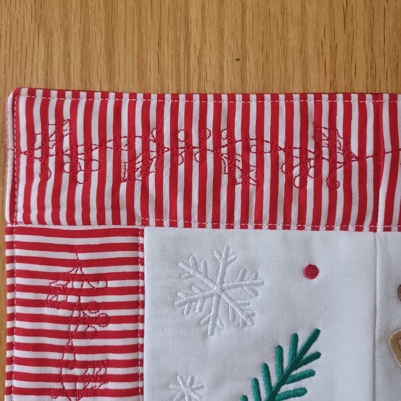 EW468 - ITH Reindeer Placemat