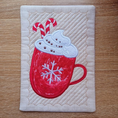 EW472 - ITH Winter Mug Rugs