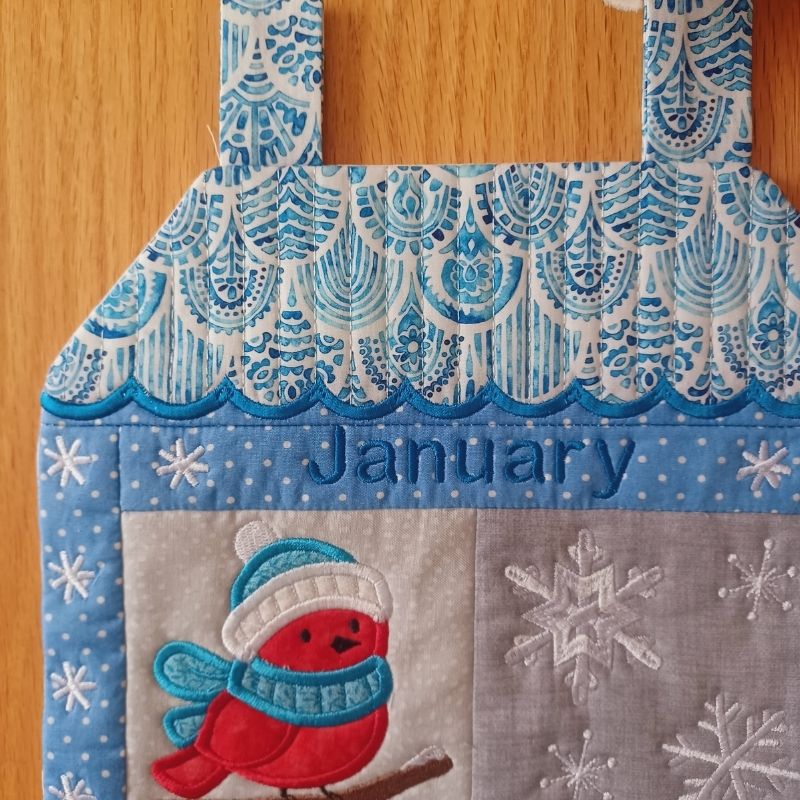 EW473 - ITH House Mini Quilt Collectable - January