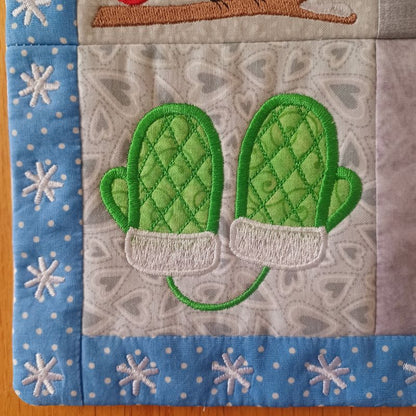 EW473 - ITH House Mini Quilt Collectable - January