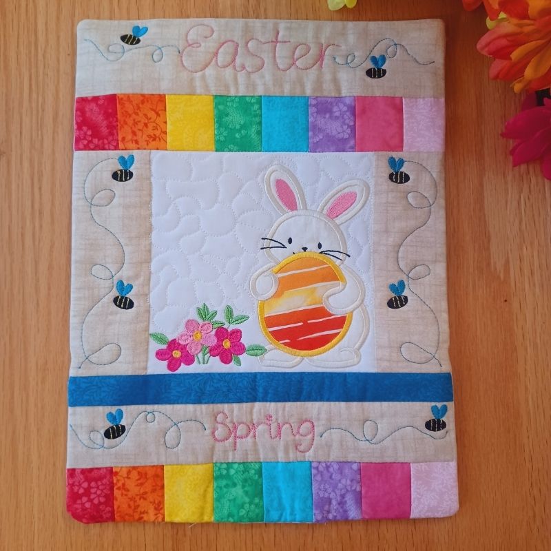 EW488 - April Mini Quilt