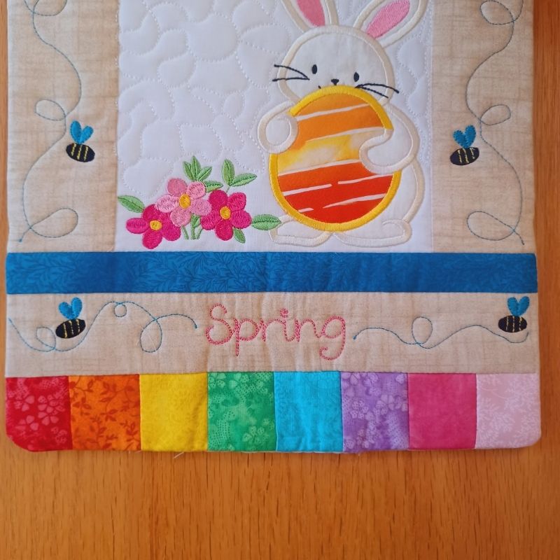 EW488 - April Mini Quilt