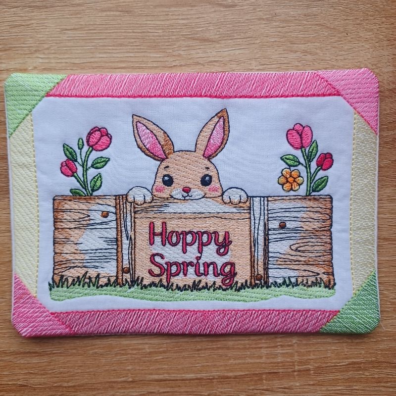 EW497 - ITH Easter Mug Rugs