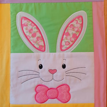EW502 - Applique Bunny Table Runner