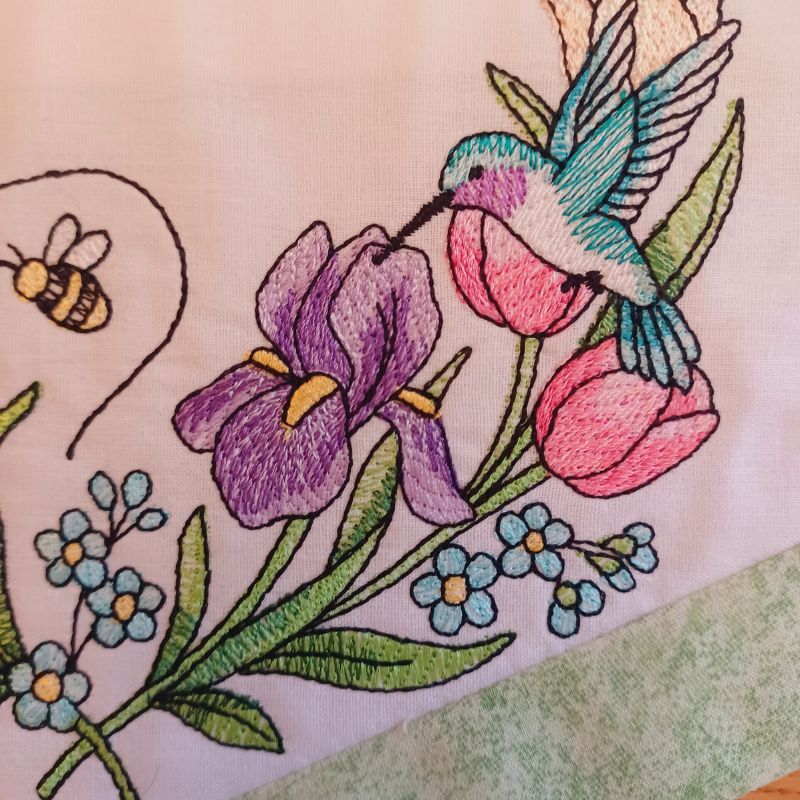 EW506 - May Garden Flag