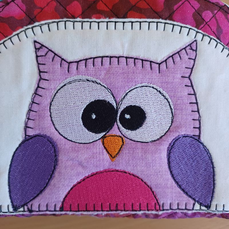 EW513 - ITH Quilted Crazy Eyes Character Pouches