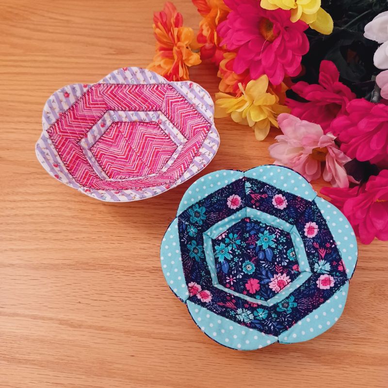 EW516 -  ITH Quilted Applique Bowls