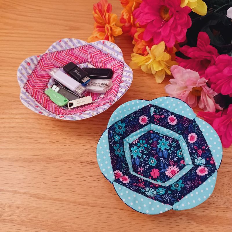 EW516 -  ITH Quilted Applique Bowls