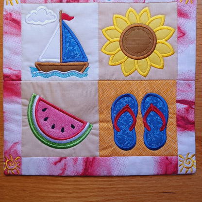 EW517 - ITH Mini House Quilt Collectable - July