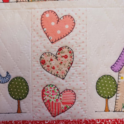 EW522 - Applique Country Cottages Quilt