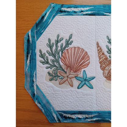 EW534 - Seaside Treasures Table Runner