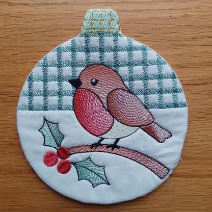 EW549 – ITH Christmas Bauble Coasters