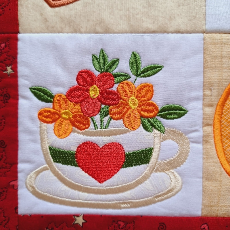 EW550 - ITH House Mini Quilt September Collectable