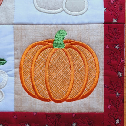 EW550 - ITH House Mini Quilt September Collectable