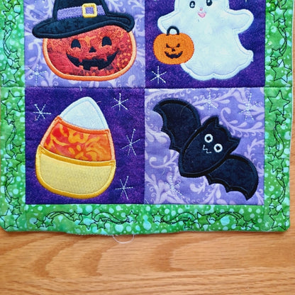 EW551 - ITH House Mini Quilt October Collectable