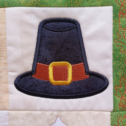 EW552 - ITH House Mini Quilt November Collectable