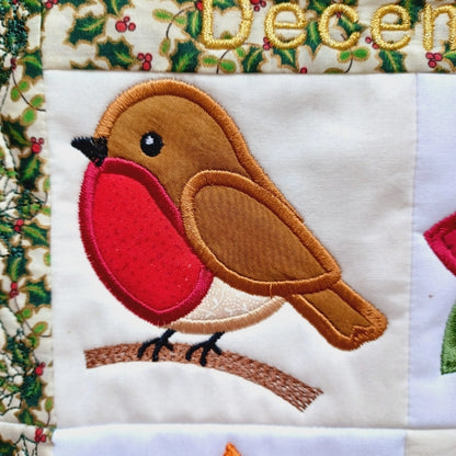 EW553 - ITH House Mini Quilt December Collectable