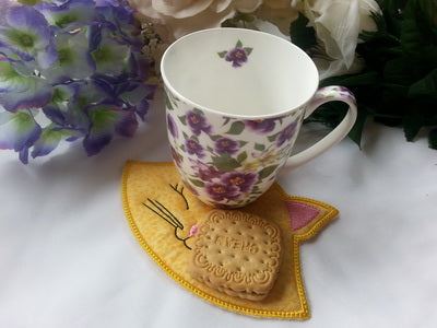 EWC029 - ITH Meow Mug-Rugs