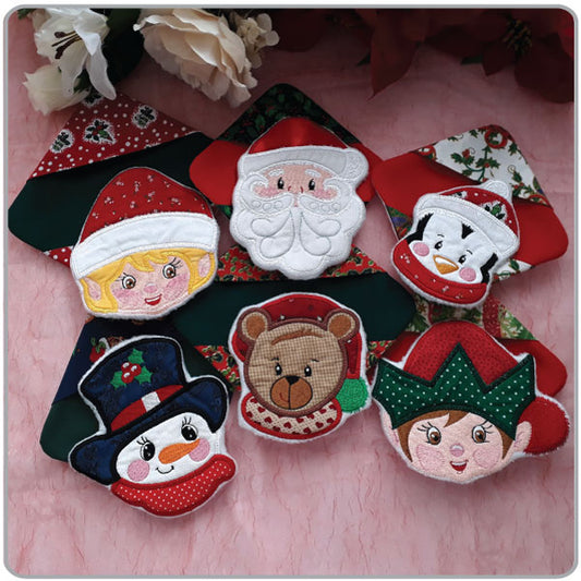 EWC108  ITH Christmas Corner Pockets