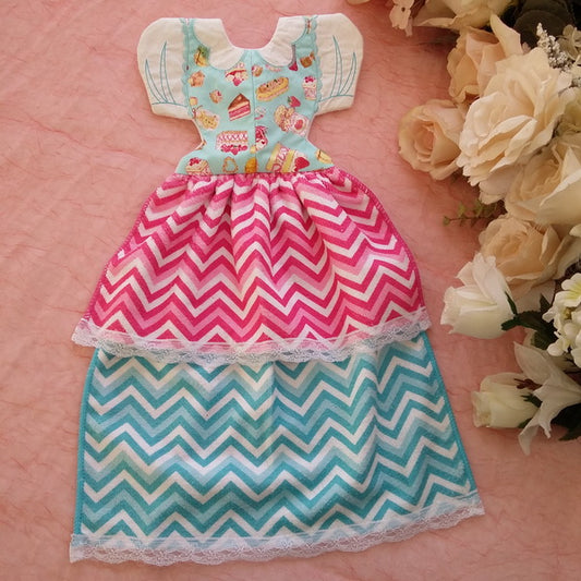 EWC135 - Alice Towel Topper