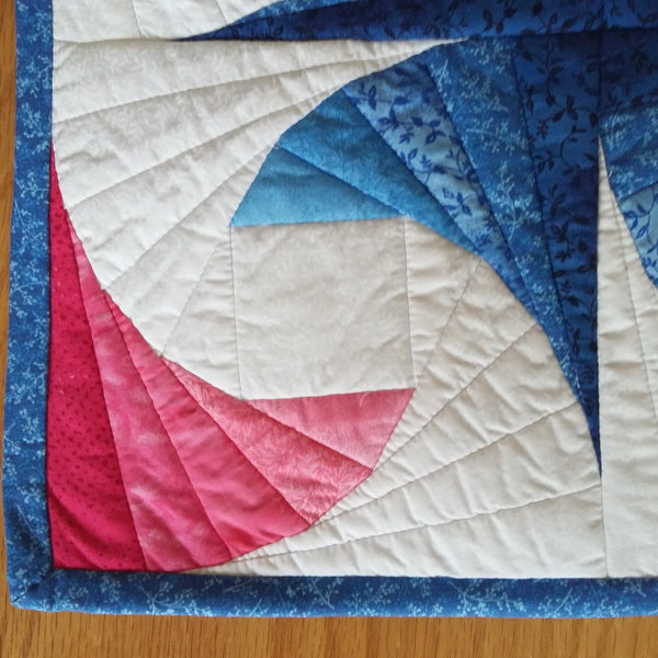 EWC147  IHQ Flower Burst Quilt