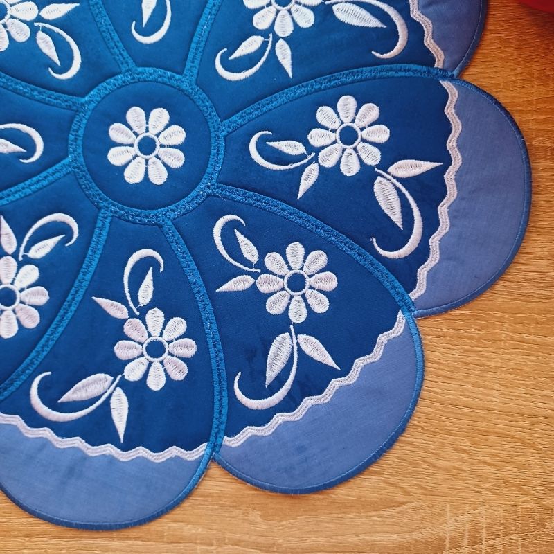 White and Blue Table Topper – Machine Embroidery Design | EmbWeekly