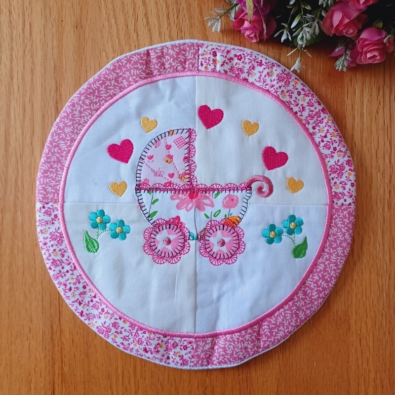 EWC281 - Nursery Table Topper