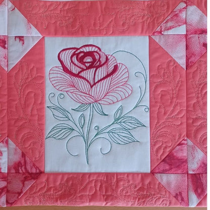 EWC283 - Summer Rose Table Runner