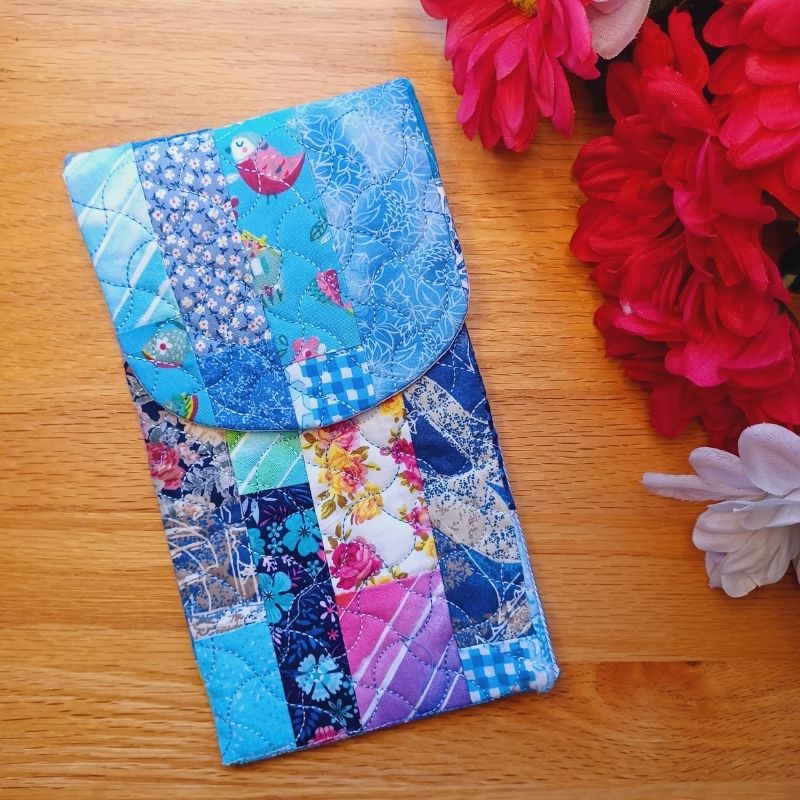 EWC288 - ITH Quilted Zipper Pouch
