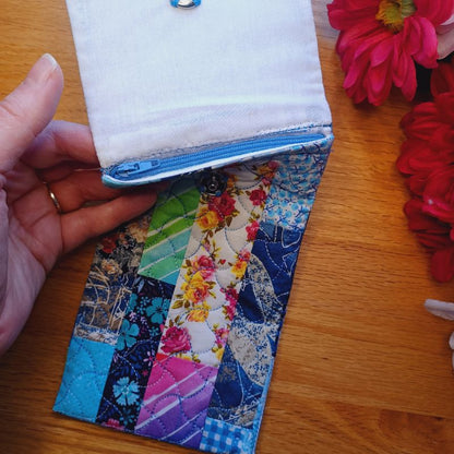 EWC288 - ITH Quilted Zipper Pouch