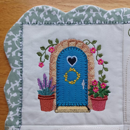 EWC290 – Country Table Topper